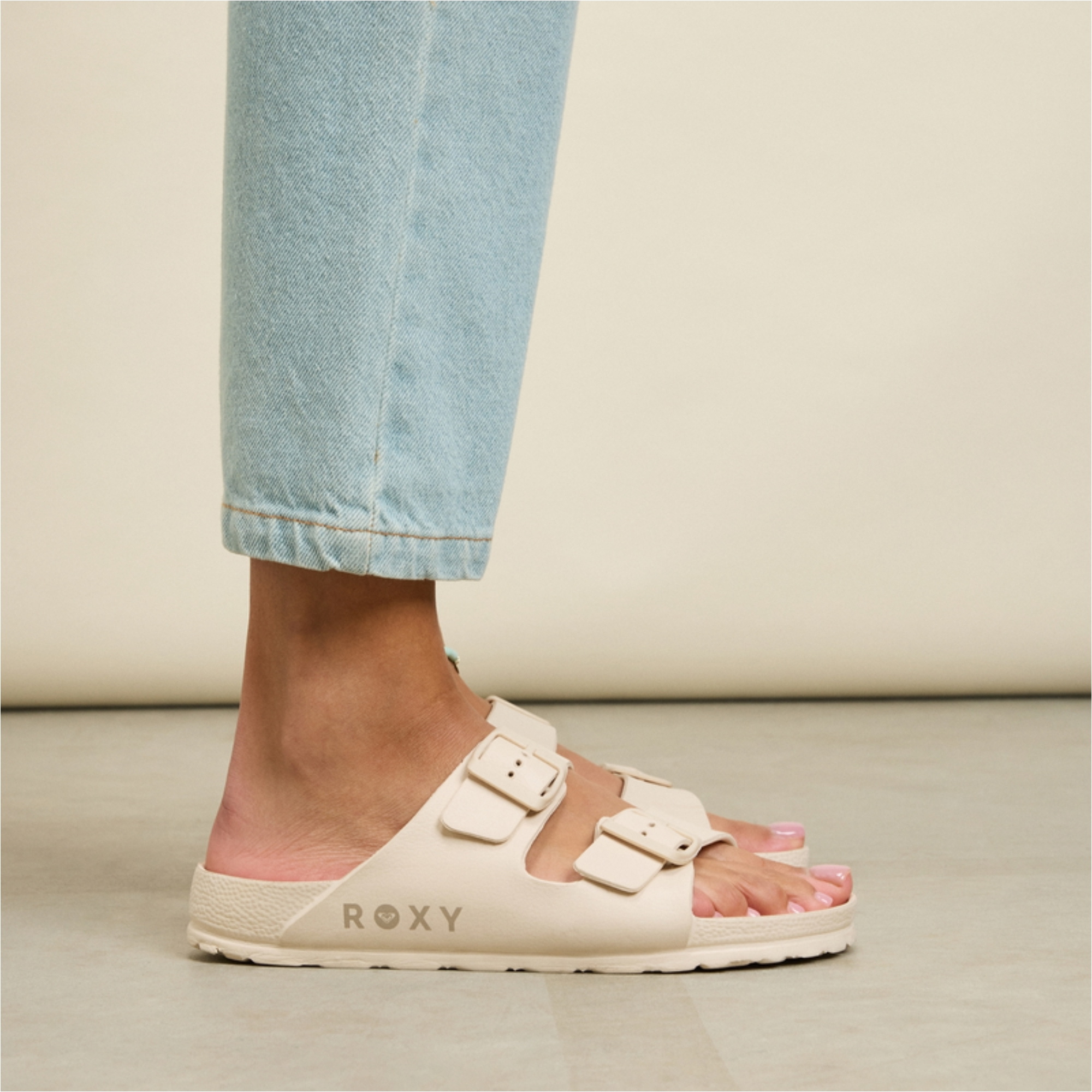 2026 Roxy Mujer Sandalias Kattie ARJL101228 - Taupe